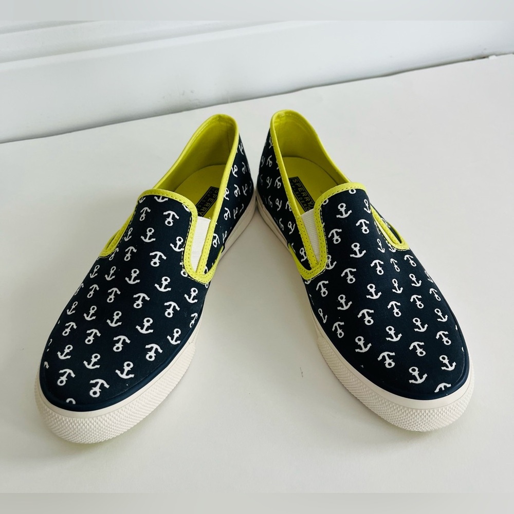 SPERRY Navy Slip-On Shoes  Size 9